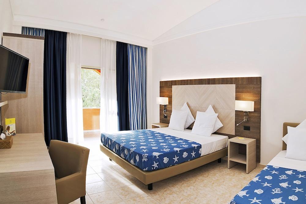 Tui Magic Life Calabria Resort 4*